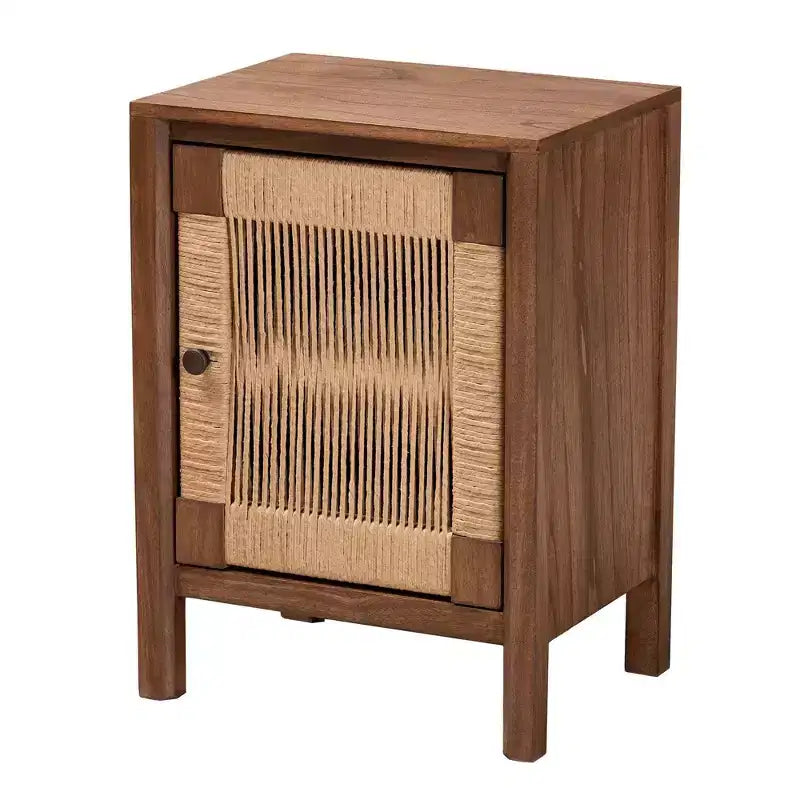 Table de chevet en bois avec étagère et porte en cannage.