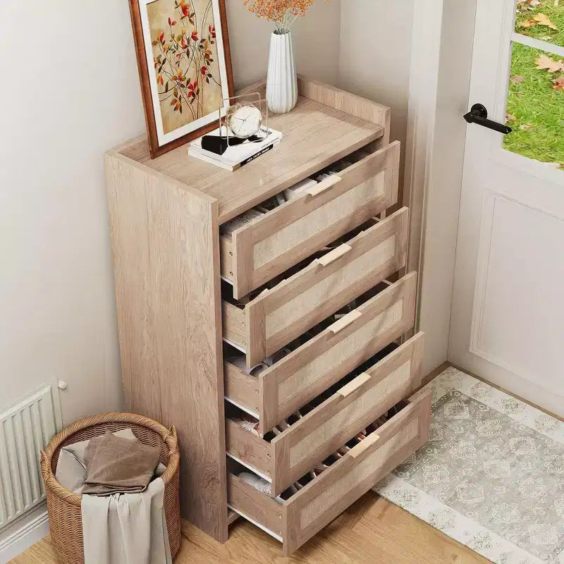 Commode en rotin, Chiffonnier Haut à 5 Tiroirs avec Poignées Métalliques pour Chambre et Salon