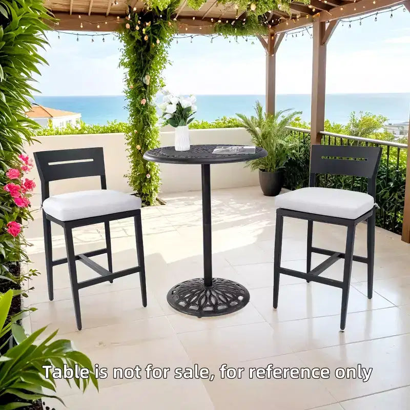 Tabourets de bar de patio en aluminium avec dossiers ergonomiques, pieds fuselés, repose-pieds et coussins; résistants aux intempéries et adaptés aux jardins