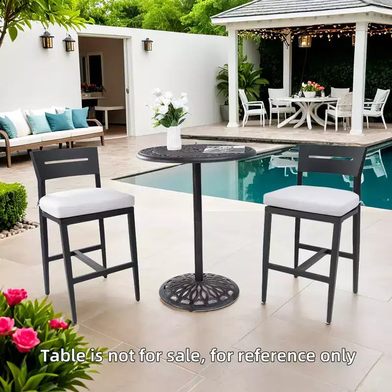 Tabourets de bar de patio en aluminium avec dossiers ergonomiques, pieds fuselés, repose-pieds et coussins; résistants aux intempéries et adaptés aux jardins