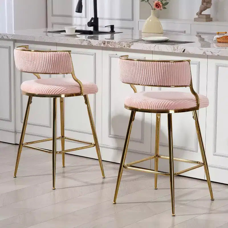 Tabourets de bar hauteur comptoir 66 cm, Tabouret de bar en velours côtelé moelleux avec base et repose-pieds chromés dorés, Tabourets de cuisine élégants pour la décoration intérieure