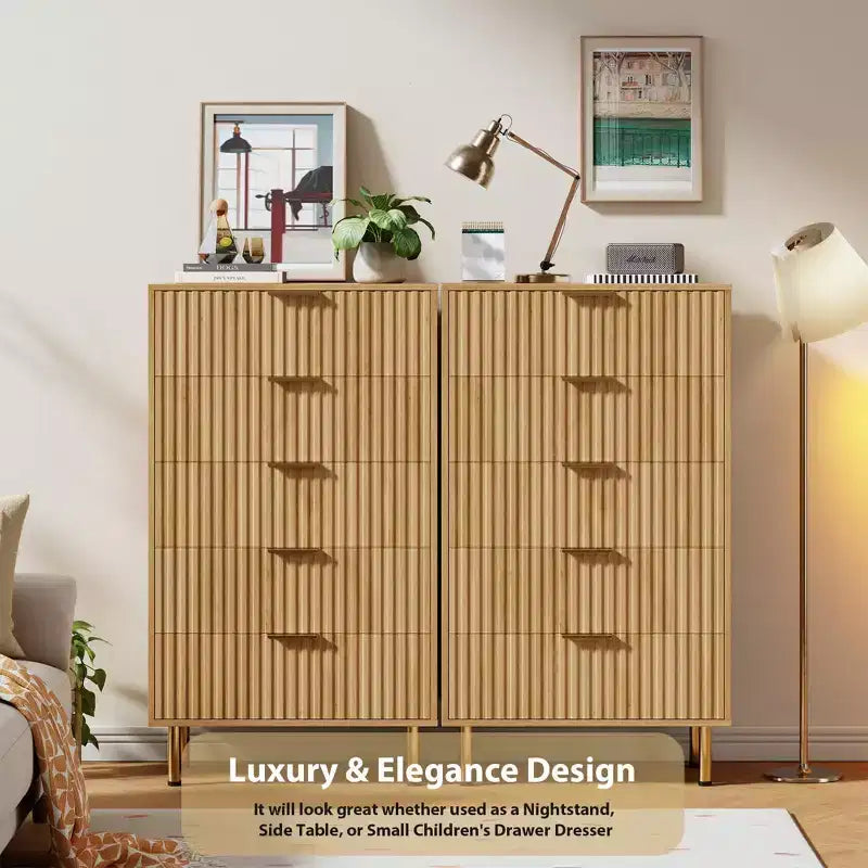 Commode à 5 tiroirs pour chambre, commode moderne de 122 cm de hauteur avec tiroirs profonds et plateau large, commode en bois cannelé pour salon