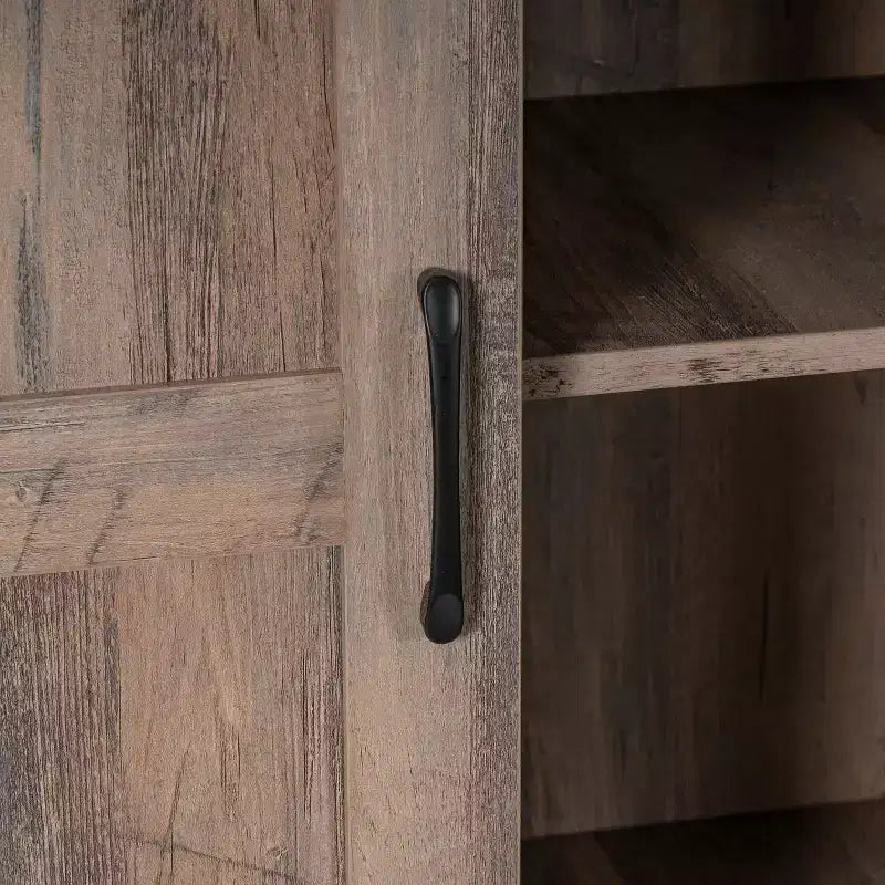 Meuble de rangement bibliothèque de ferme rustique avec porte coulissante et étagères réglables
