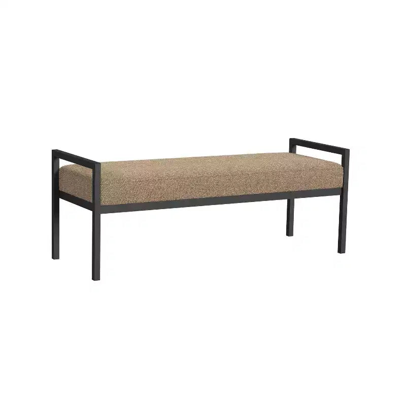 Banc moderne en fausse peau de mouton et métal